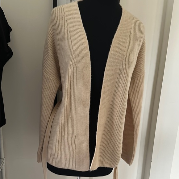 Pink Lily Cream Tan Knit Sweater size small - Picture 6 of 8